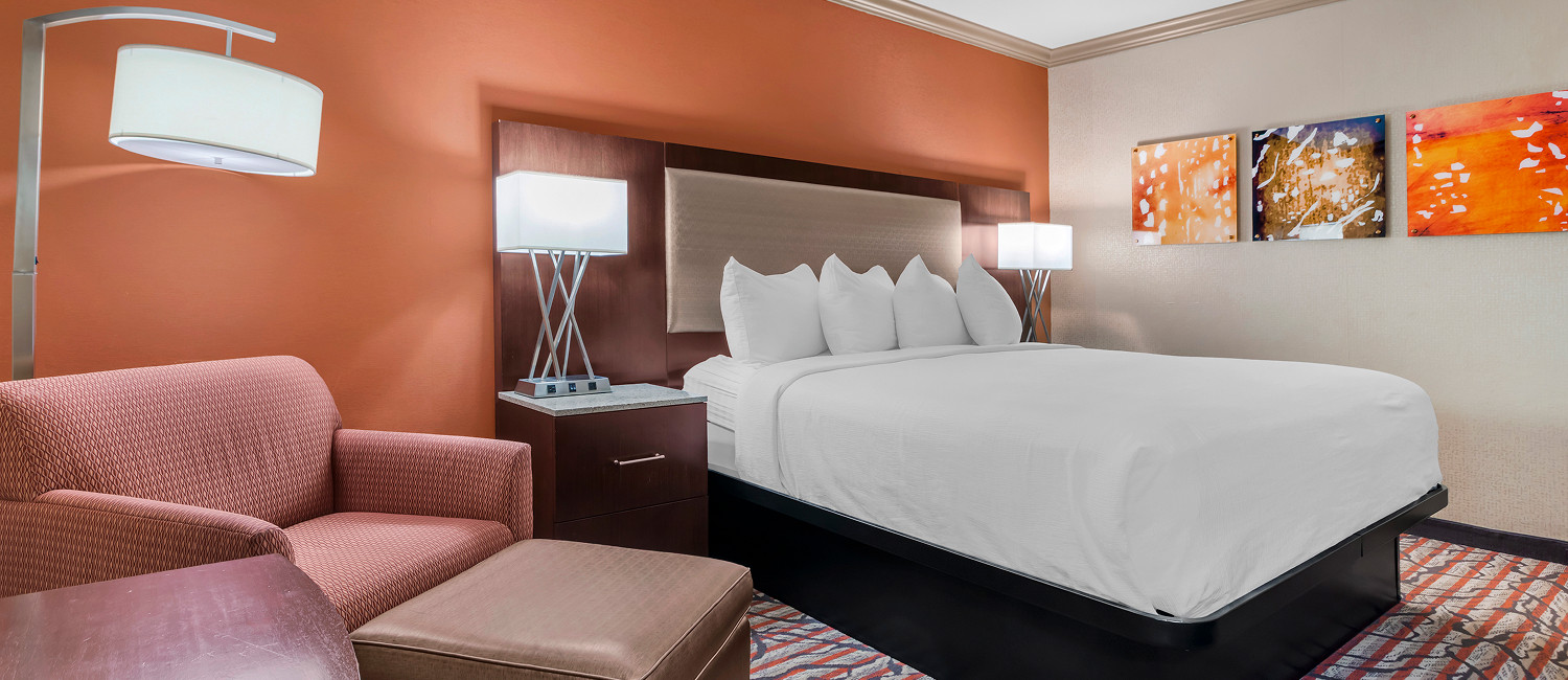 Guest Rooms At Best Western Plus Brookside Inn