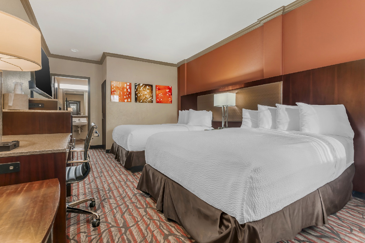 Brookside Pet-Friendly 2 Queens